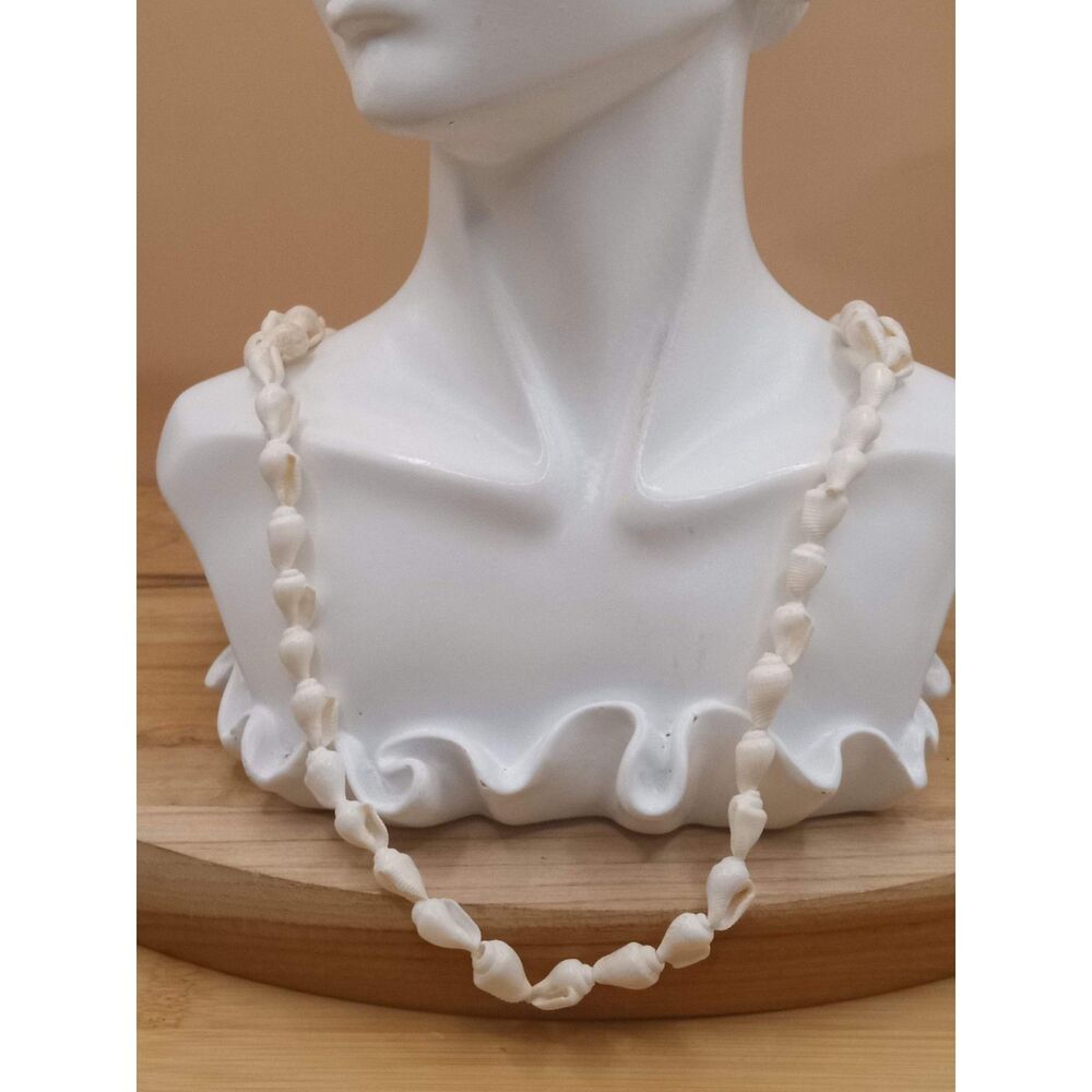 Vintage Islander Tribal Style Beachy White Nassa Shell Lei 36" Necklace